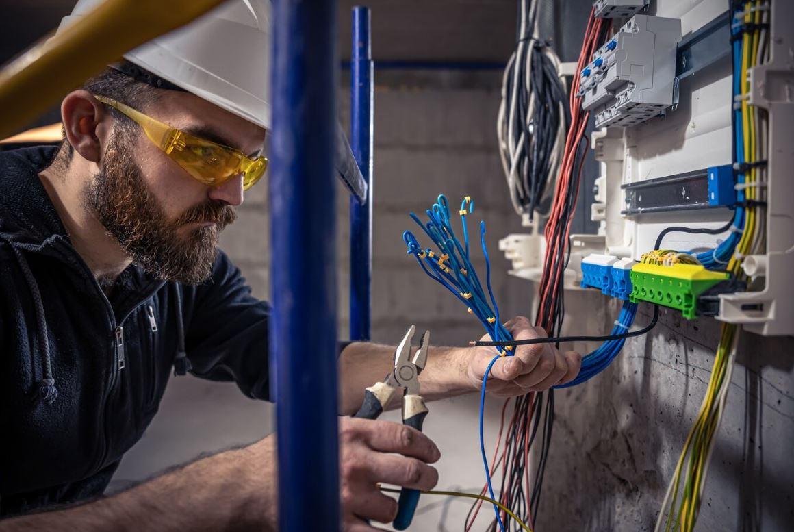 Electrician Companies in London